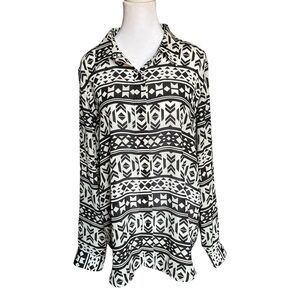 Jones New York Black and White Patterned Button Down Shirt